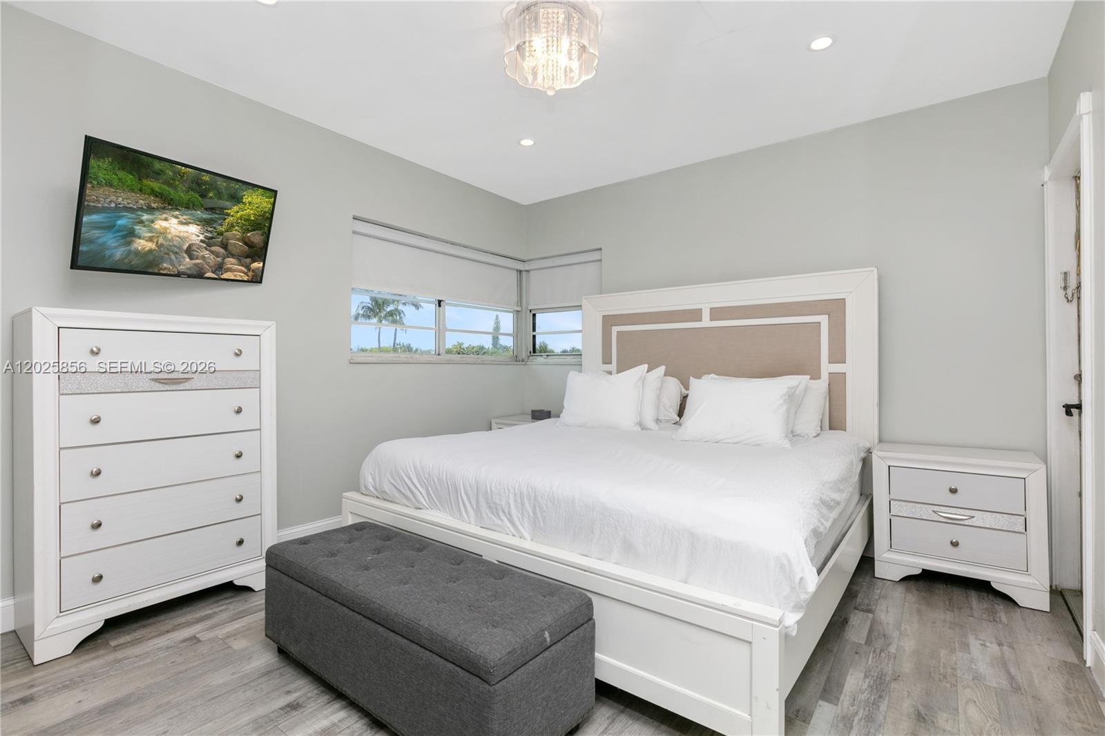 WATERSIDE CONDO - Residential Lease