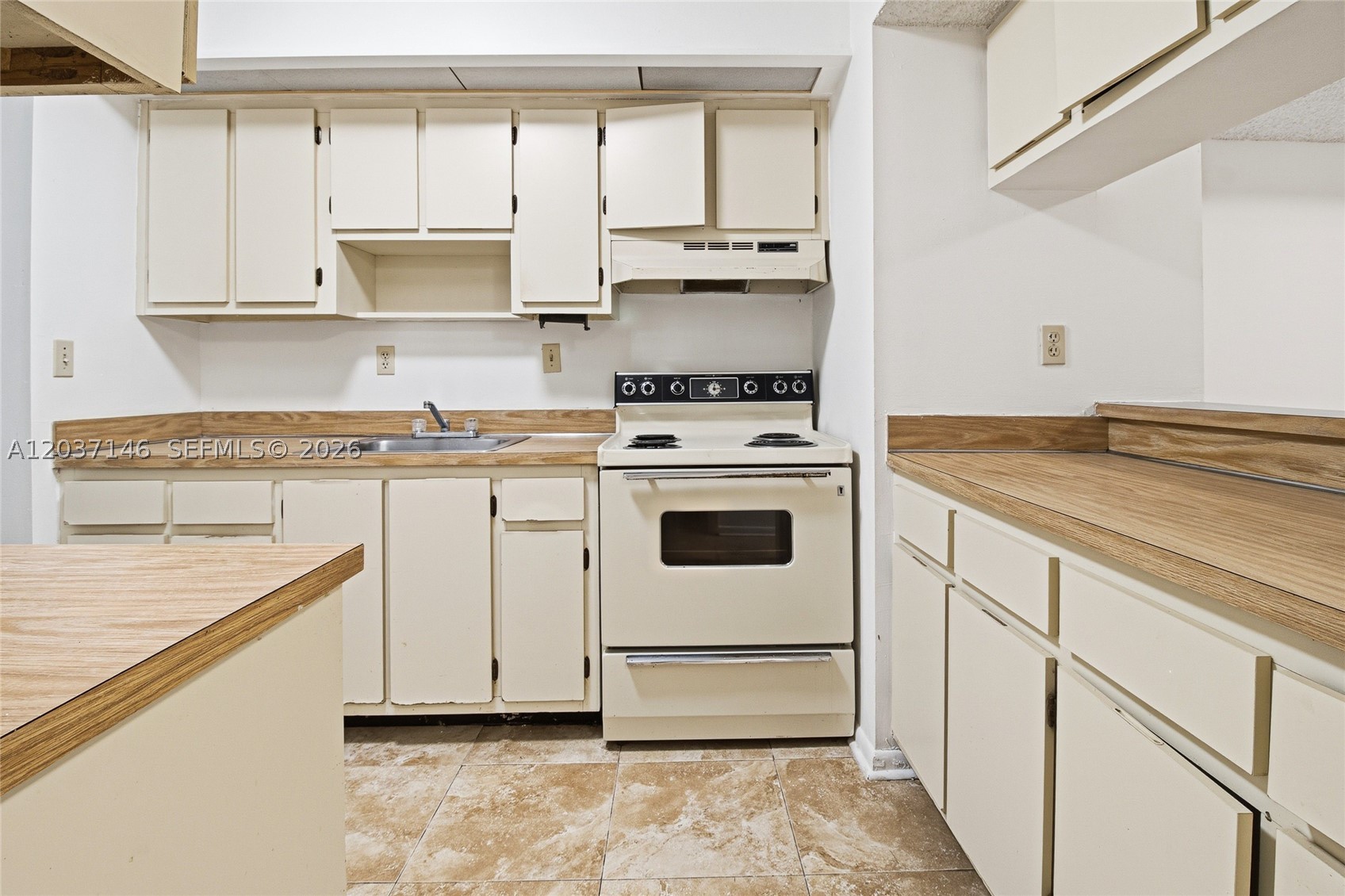 CARMEL AT CALIF CLUB COND - Residential