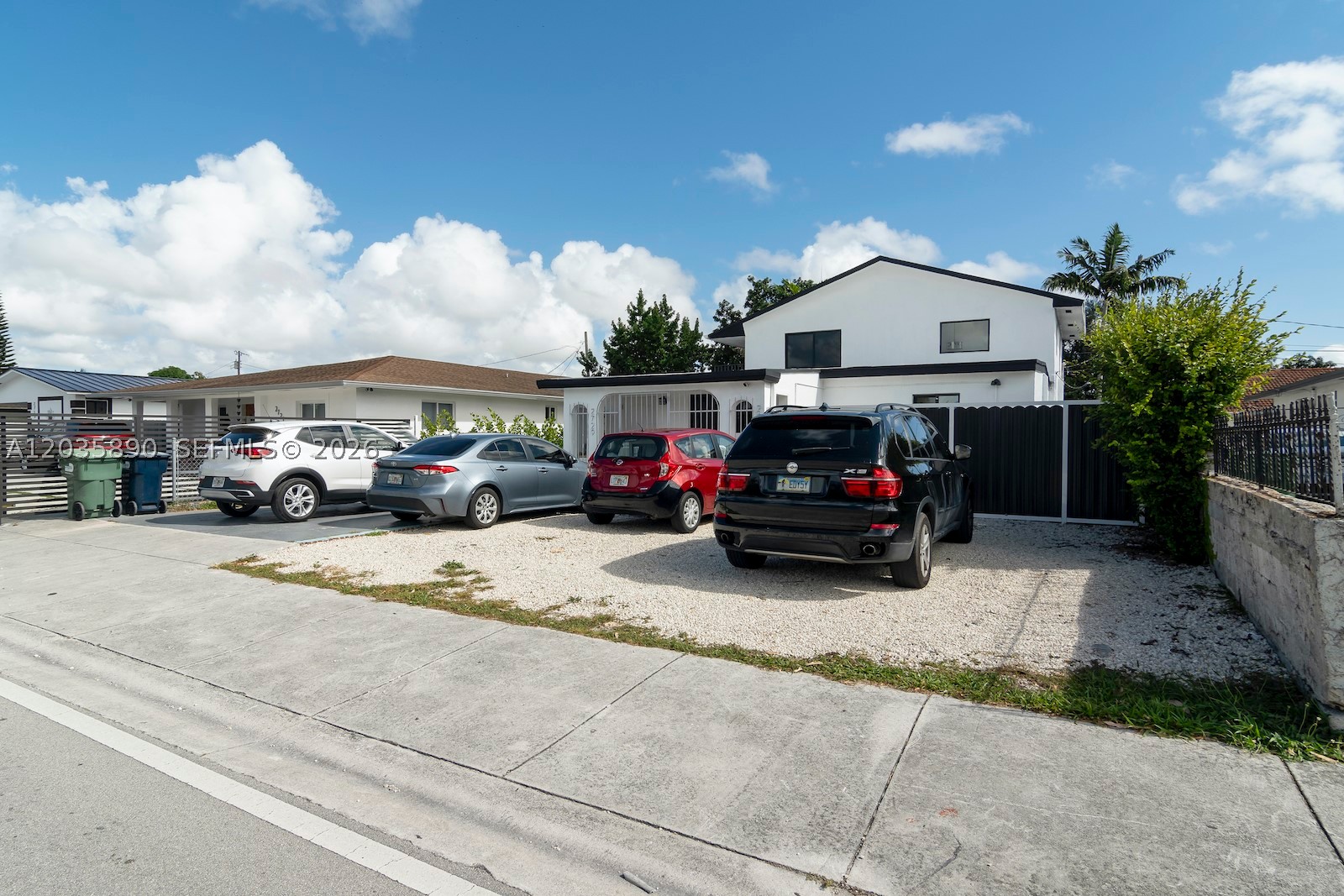 CORAL VILLAS REV - Residential Lease