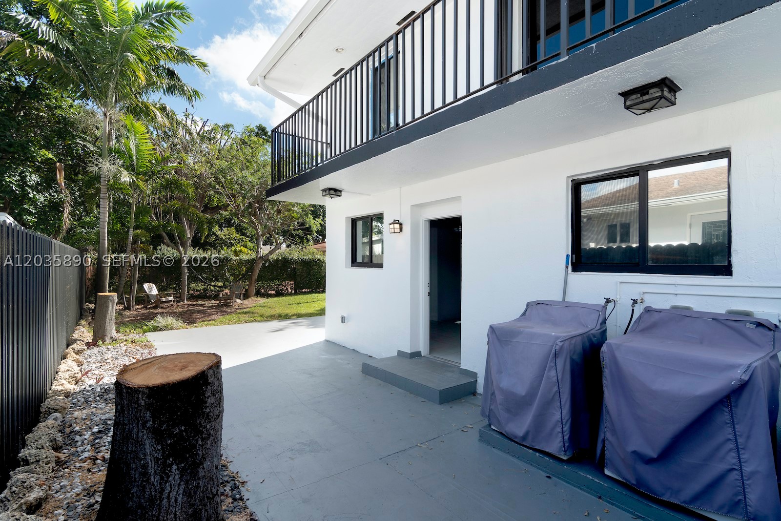 CORAL VILLAS REV - Residential Lease