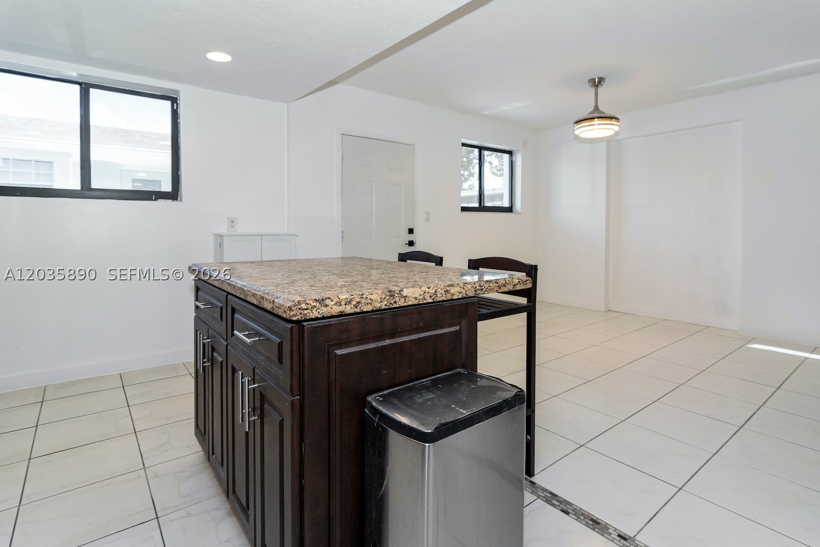 CORAL VILLAS REV - Residential Lease