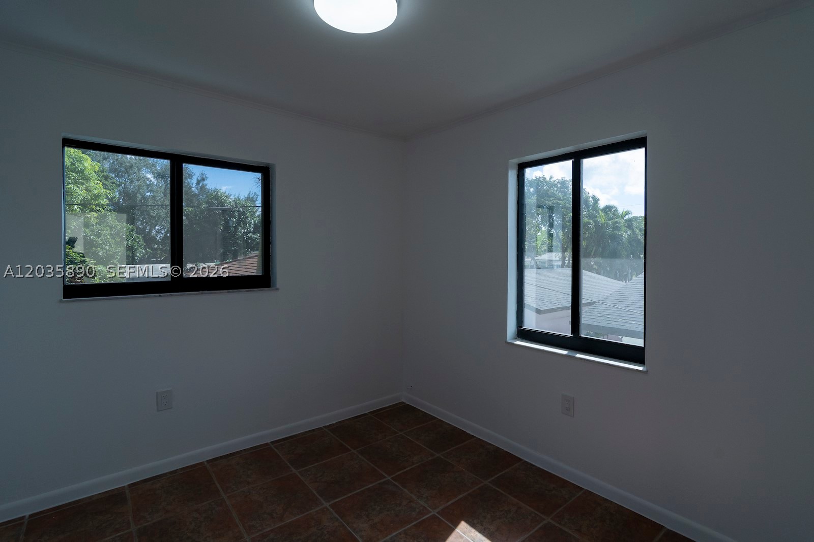 CORAL VILLAS REV - Residential Lease