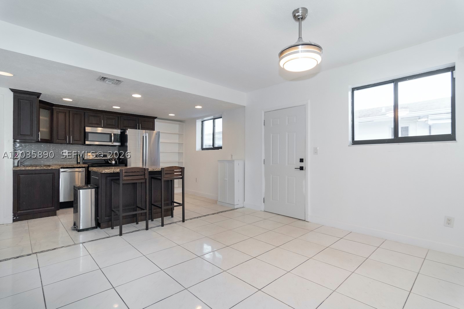CORAL VILLAS REV - Residential Lease