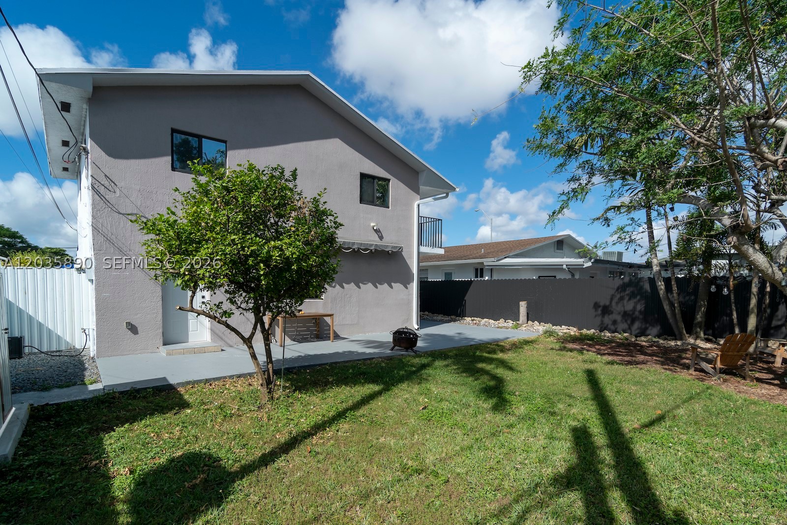 CORAL VILLAS REV - Residential Lease