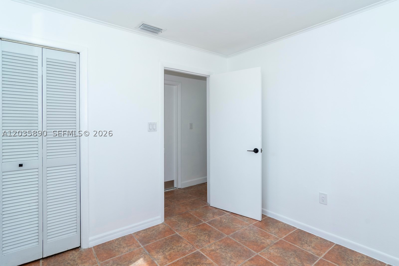 CORAL VILLAS REV - Residential Lease