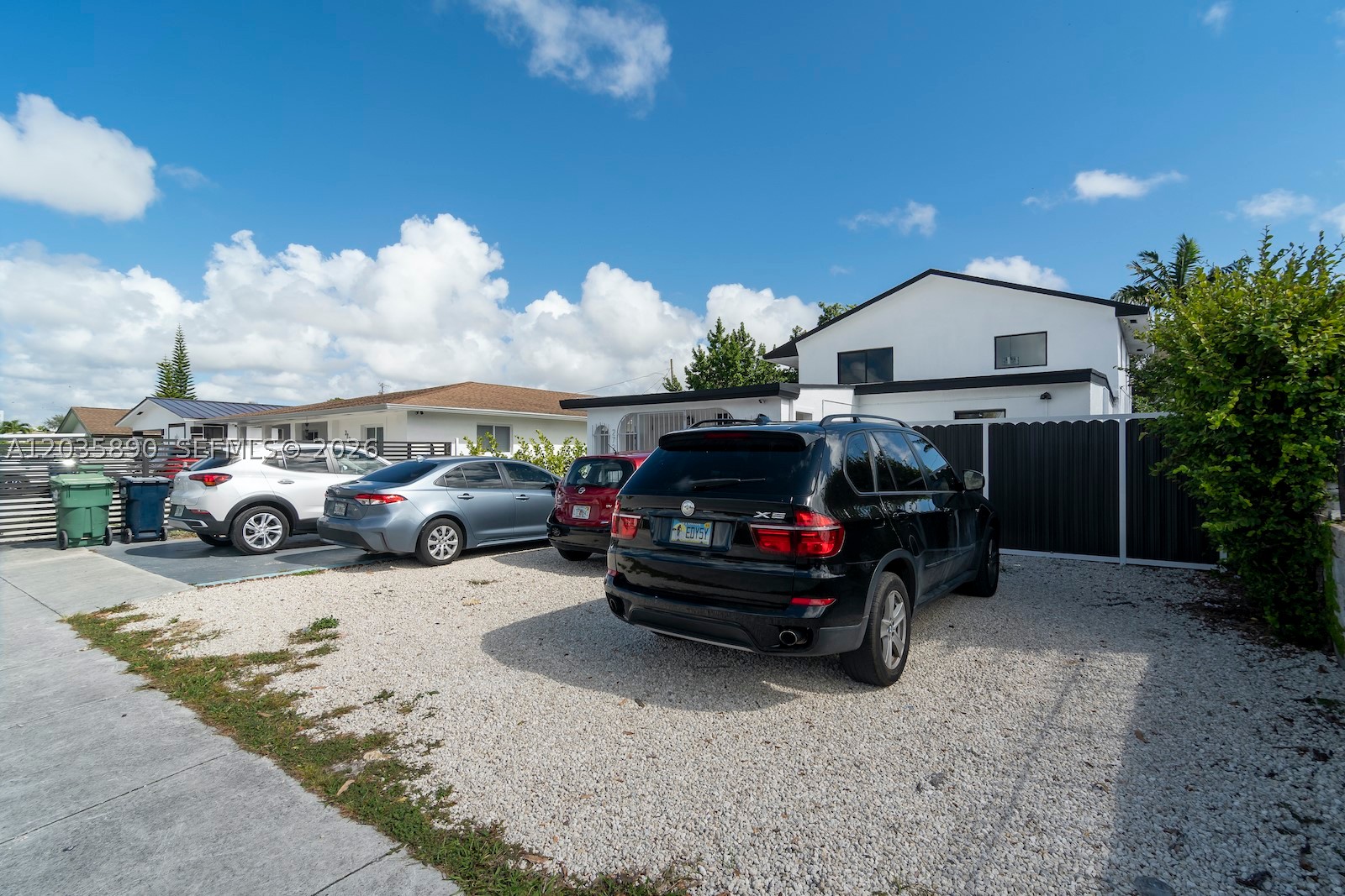 CORAL VILLAS REV - Residential Lease