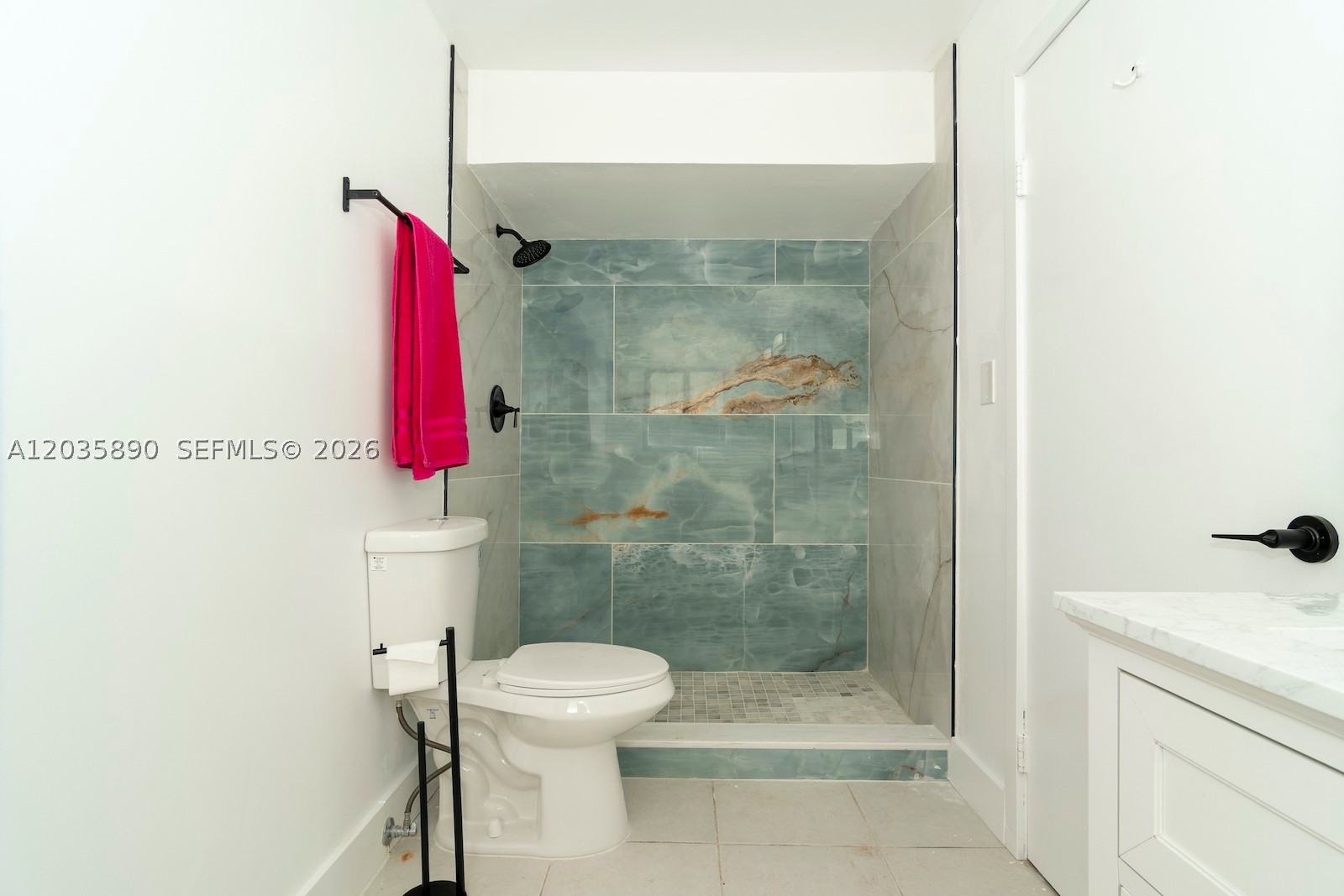 CORAL VILLAS REV - Residential Lease