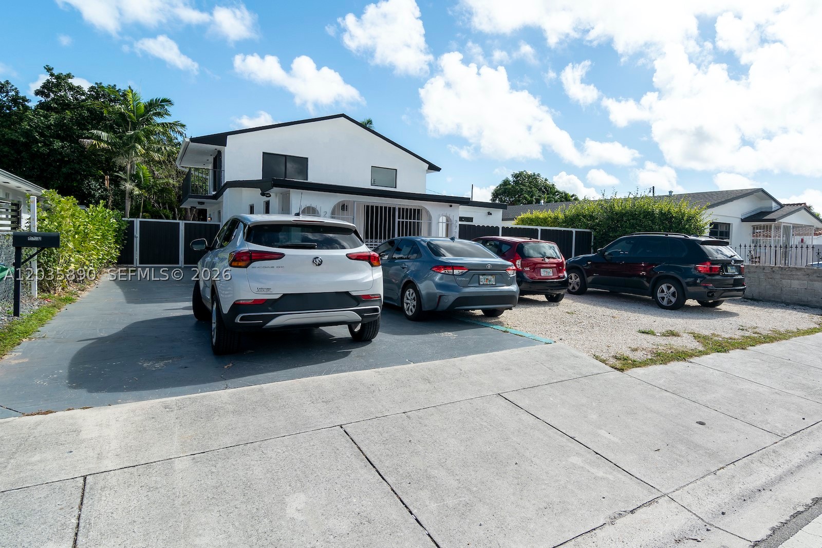 CORAL VILLAS REV - Residential Lease