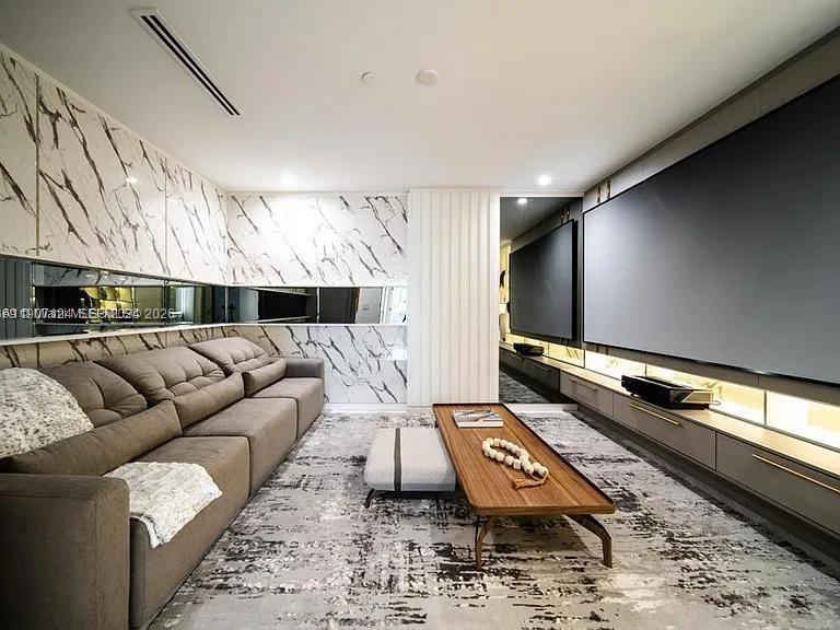 PARAMOUNT MIAMI WORLDCENT - Residential