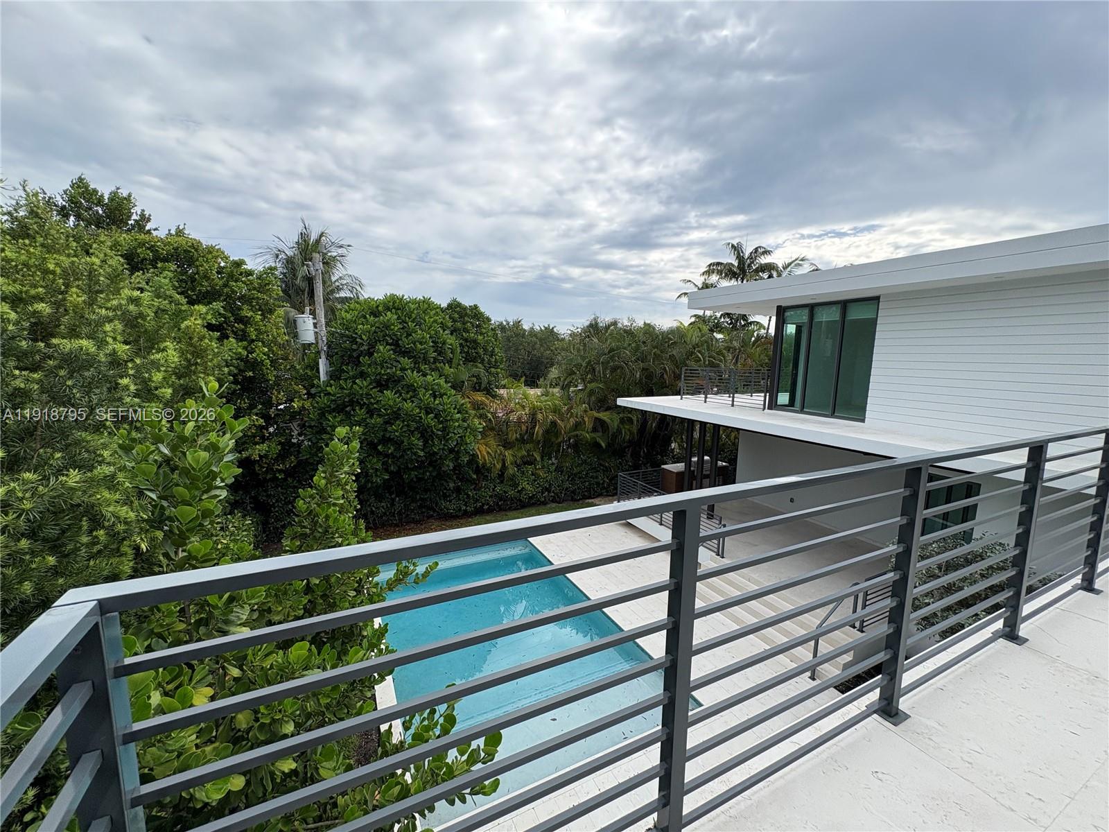 BISCAYNE KEY ESTATES - Residential