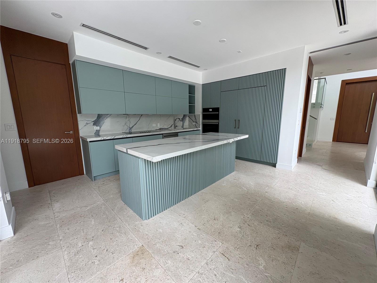 BISCAYNE KEY ESTATES - Residential