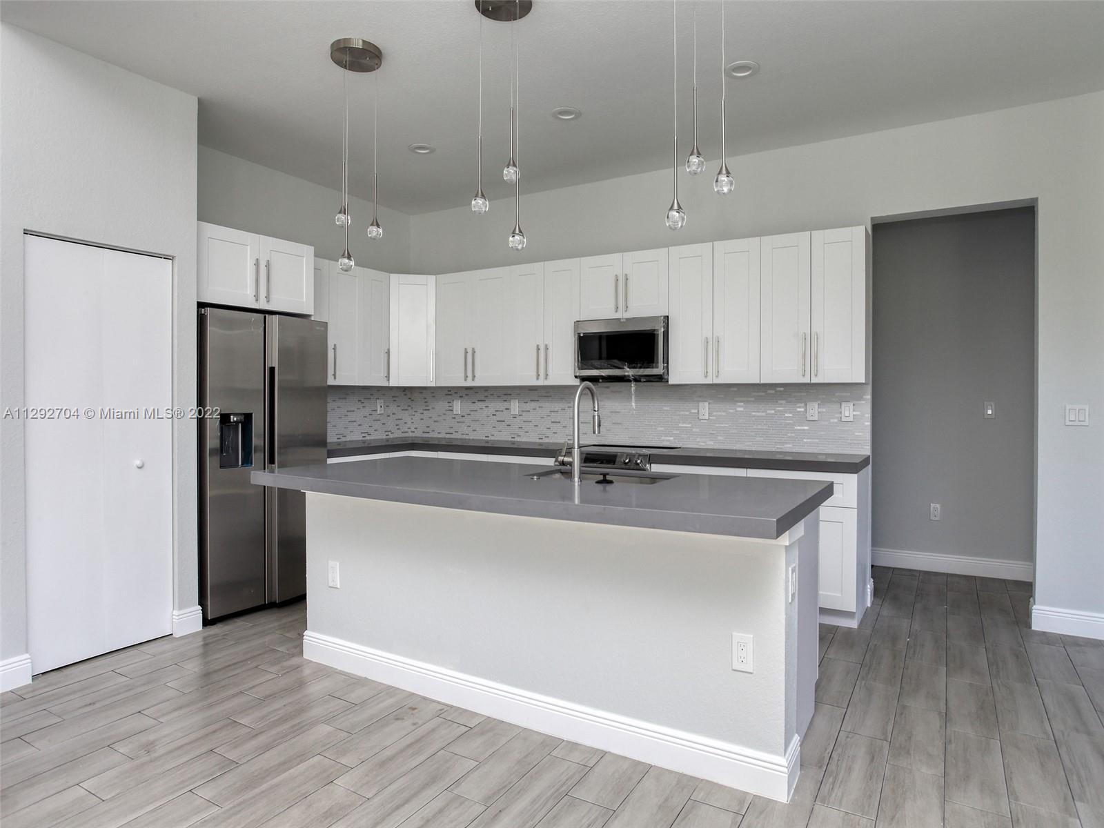 KIMBERLY FOREST SUB OF TR - Residential