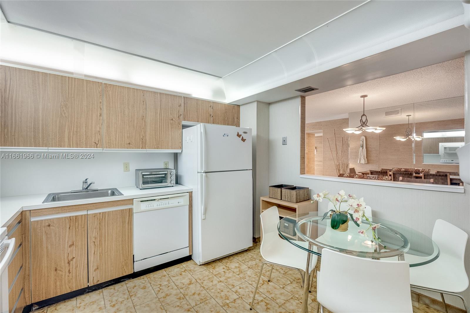 BRITANNIA AT QUADOMAIN CO - Residential