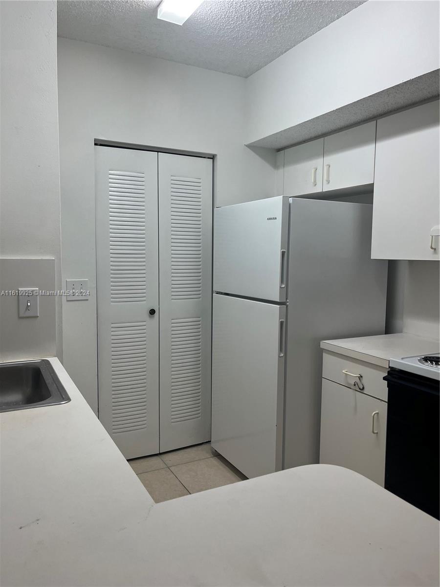 SERENITY PALMS CONDO - Residential Lease