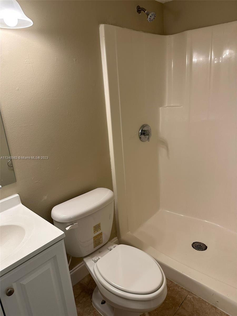 THE HEMINGWAY, A CONDOMIN - Residential Lease