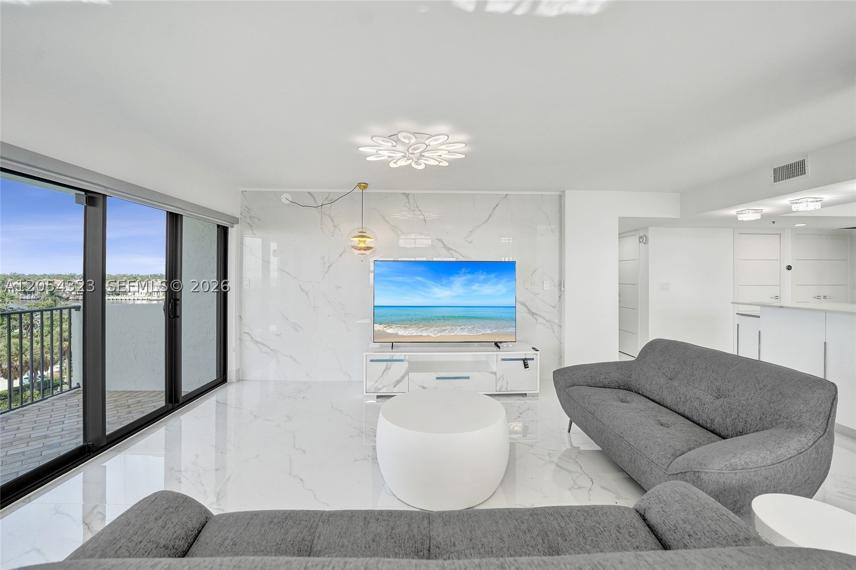 SUMMIT CONDO - Residential Lease