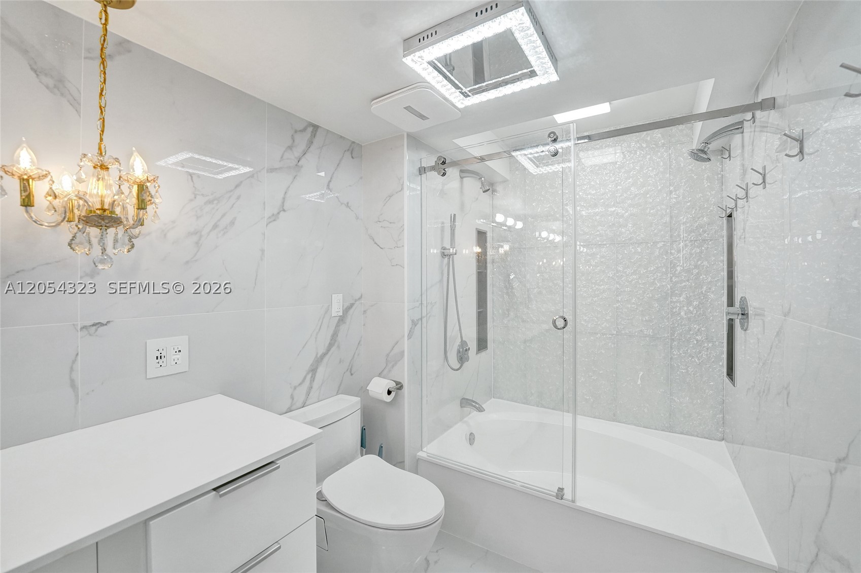 SUMMIT CONDO - Residential Lease