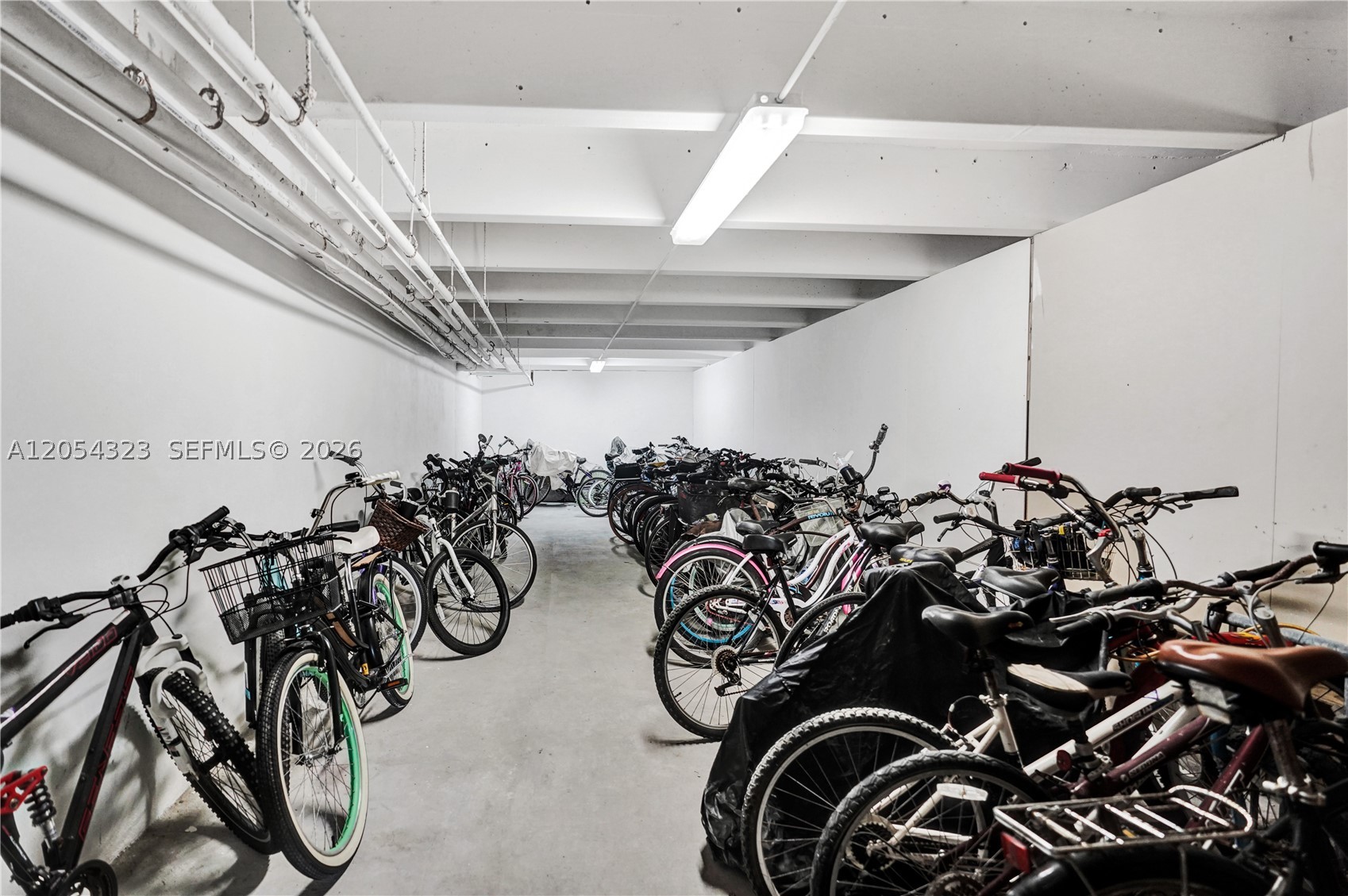 SUMMIT CONDO - Residential Lease