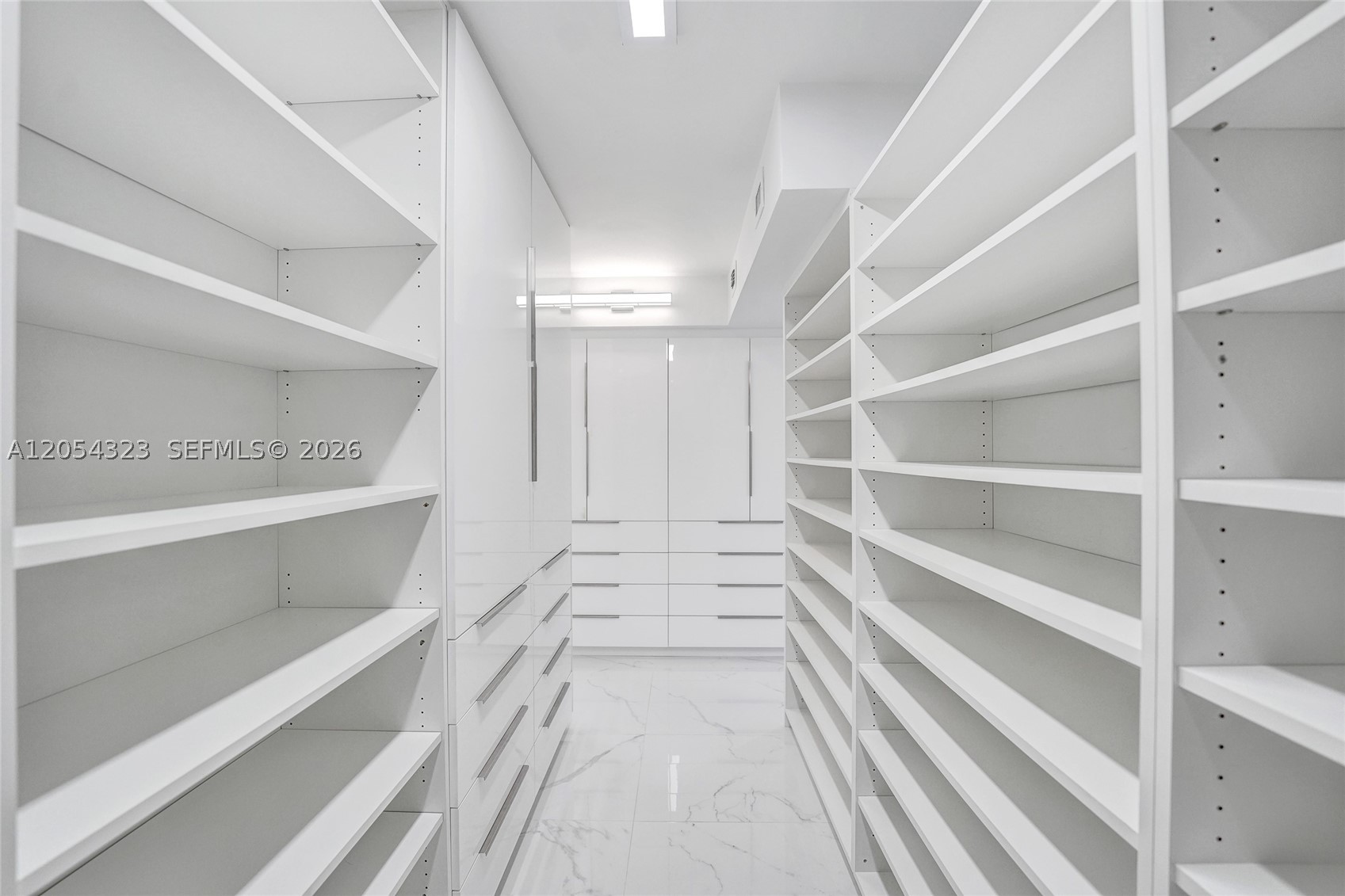 SUMMIT CONDO - Residential Lease