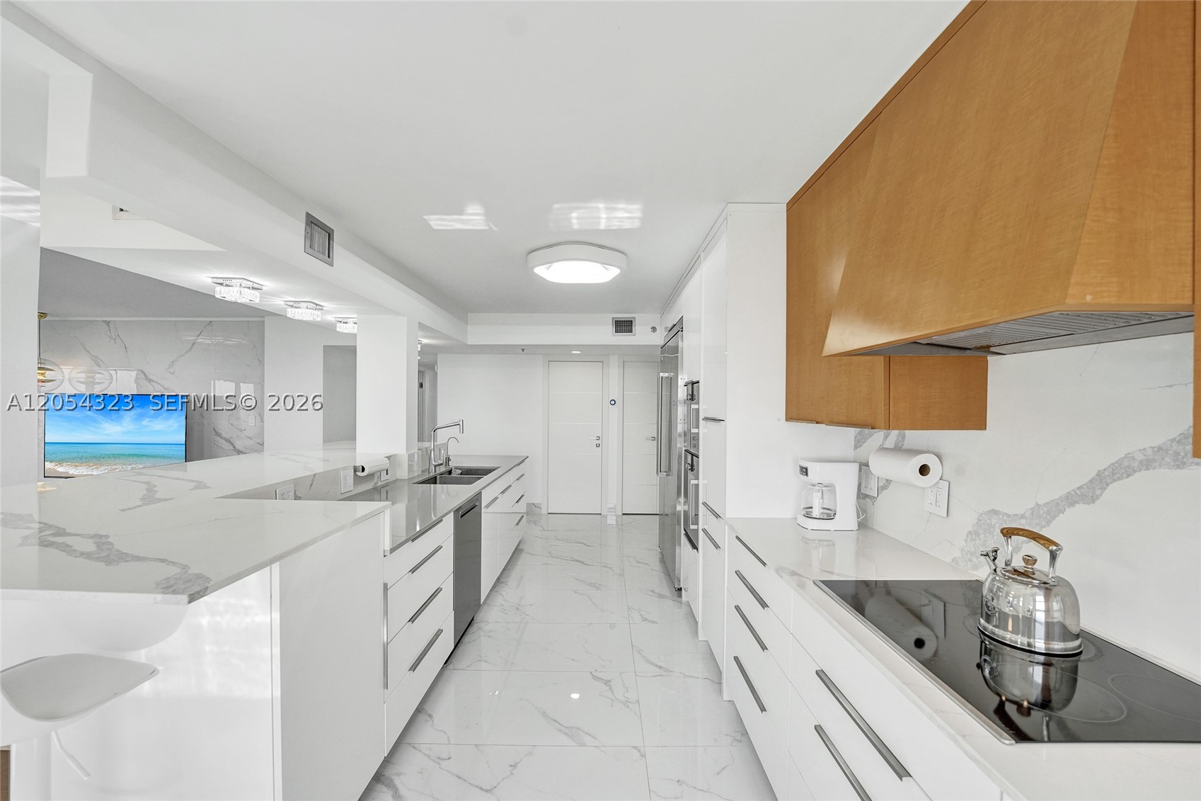 SUMMIT CONDO - Residential Lease