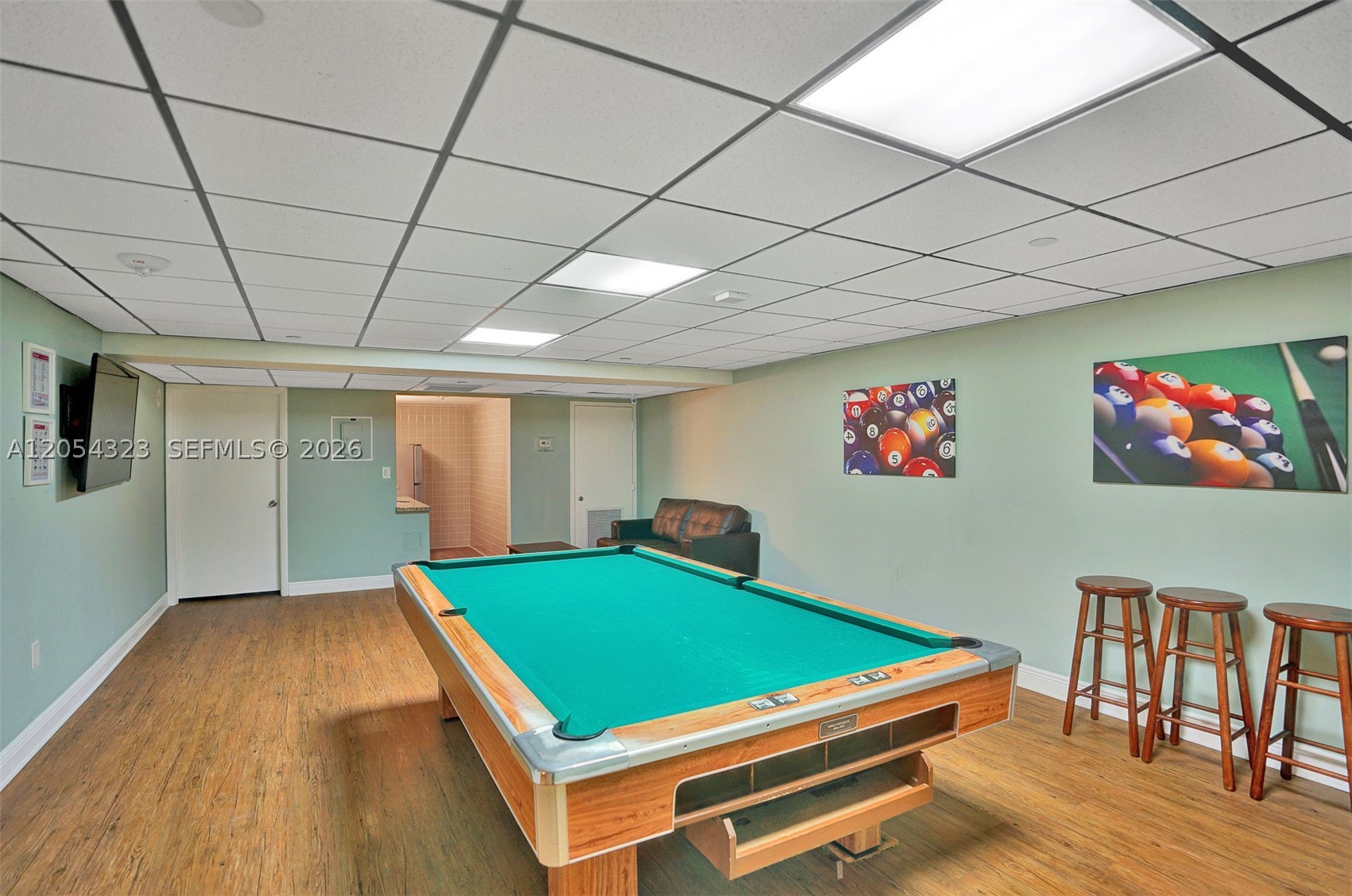 SUMMIT CONDO - Residential Lease