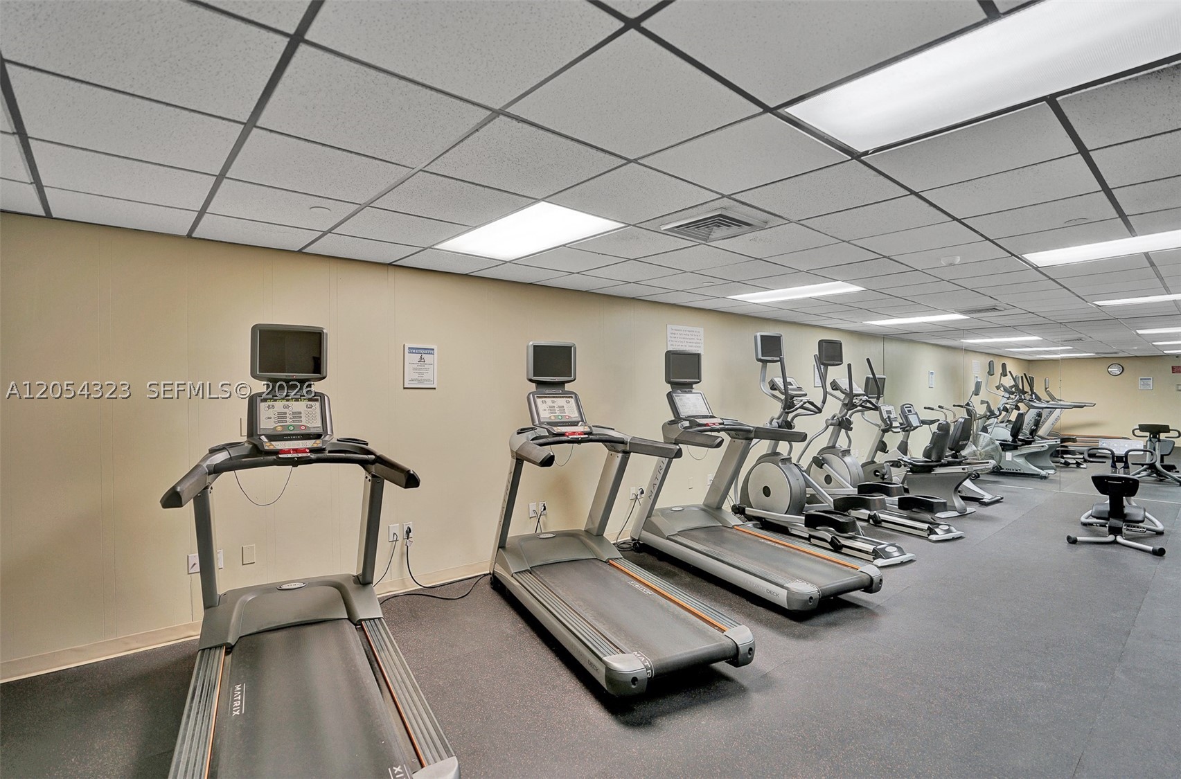 SUMMIT CONDO - Residential Lease