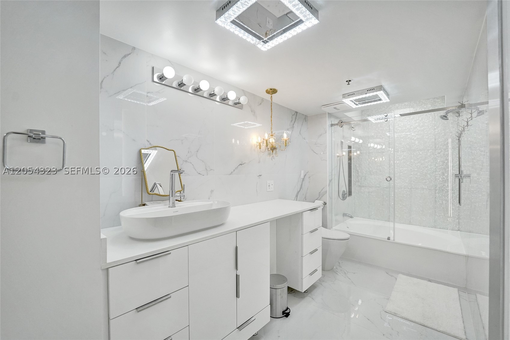 SUMMIT CONDO - Residential Lease