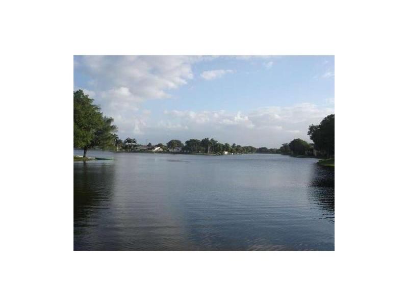 REFLECTIONS AT PEMBROKE P - Residential Lease