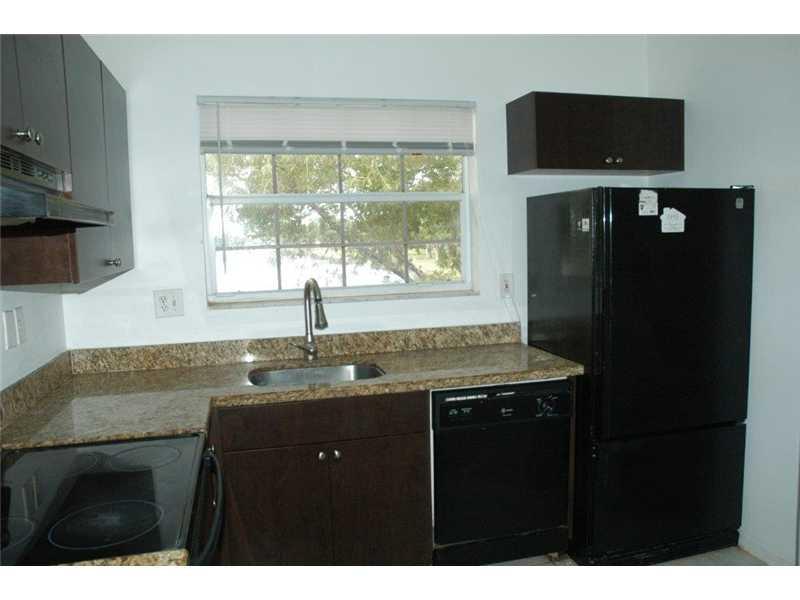 REFLECTIONS AT PEMBROKE P - Residential Lease