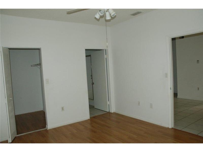 REFLECTIONS AT PEMBROKE P - Residential Lease