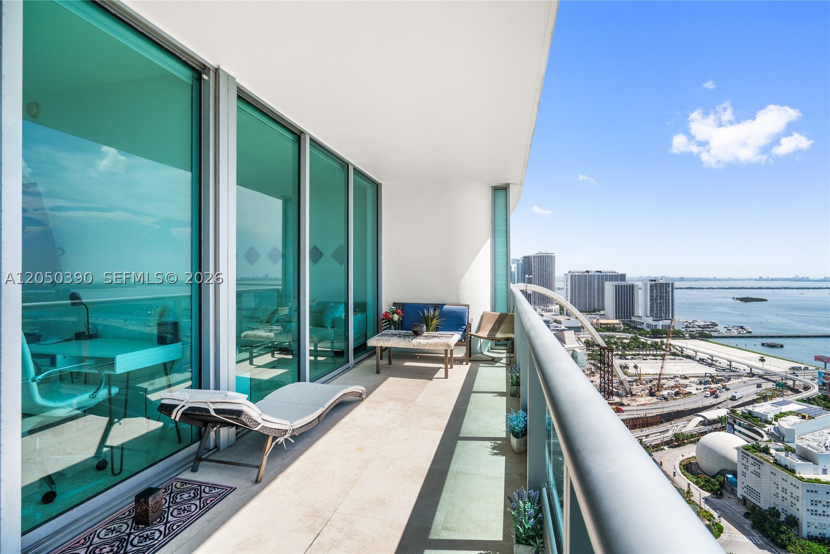 900 BISCAYNE BAY CONDO - Residential Lease