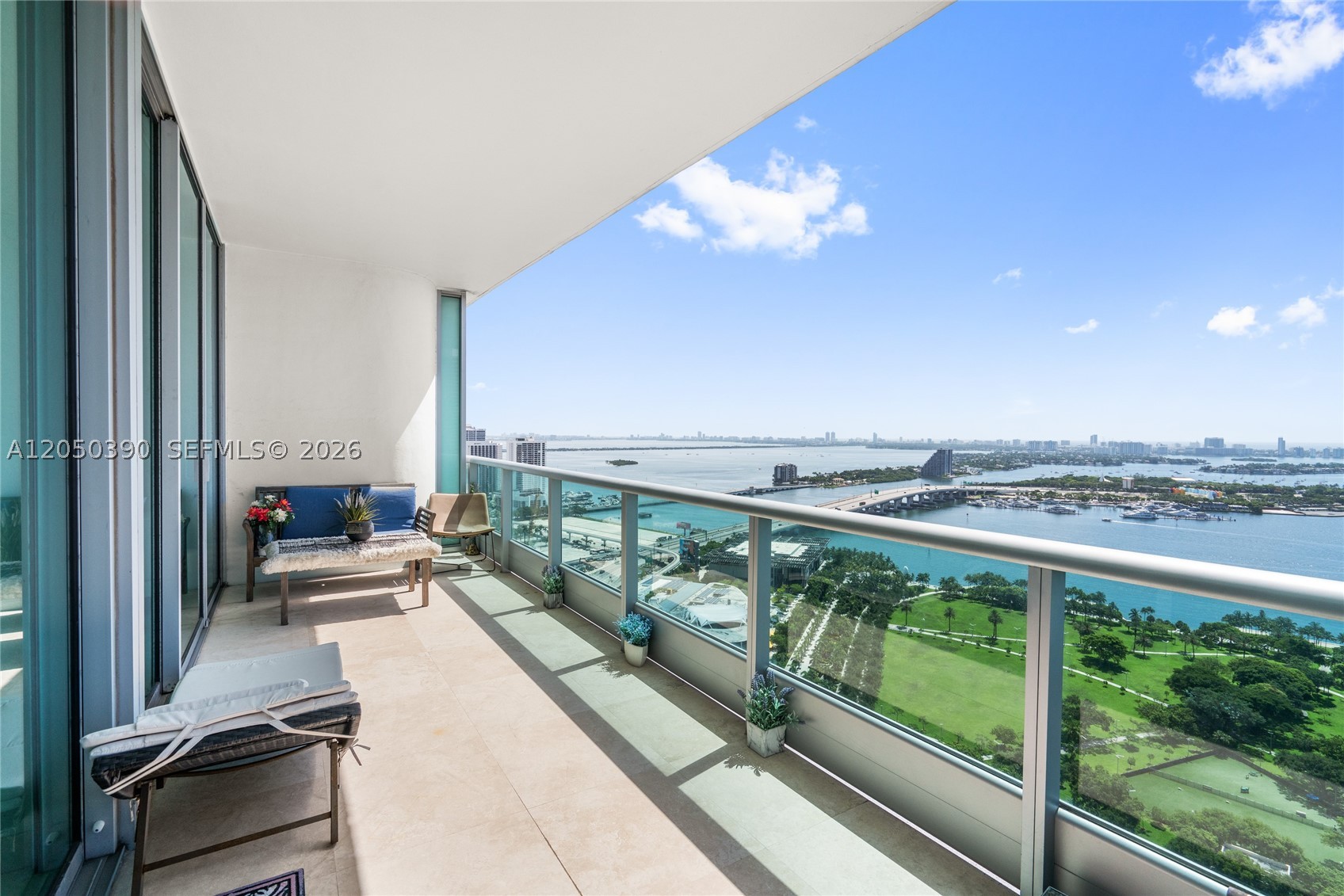 900 BISCAYNE BAY CONDO - Residential Lease