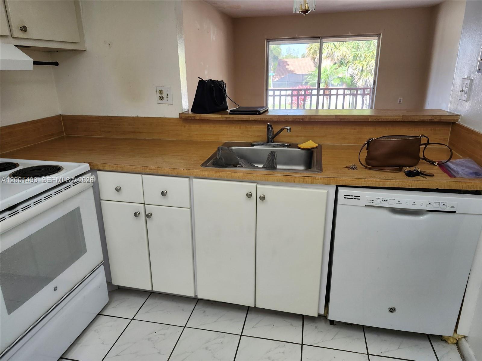 PINE GROVE CONDO - Residential