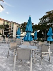 RIVER REACH CONDOMINIUM V - Residential