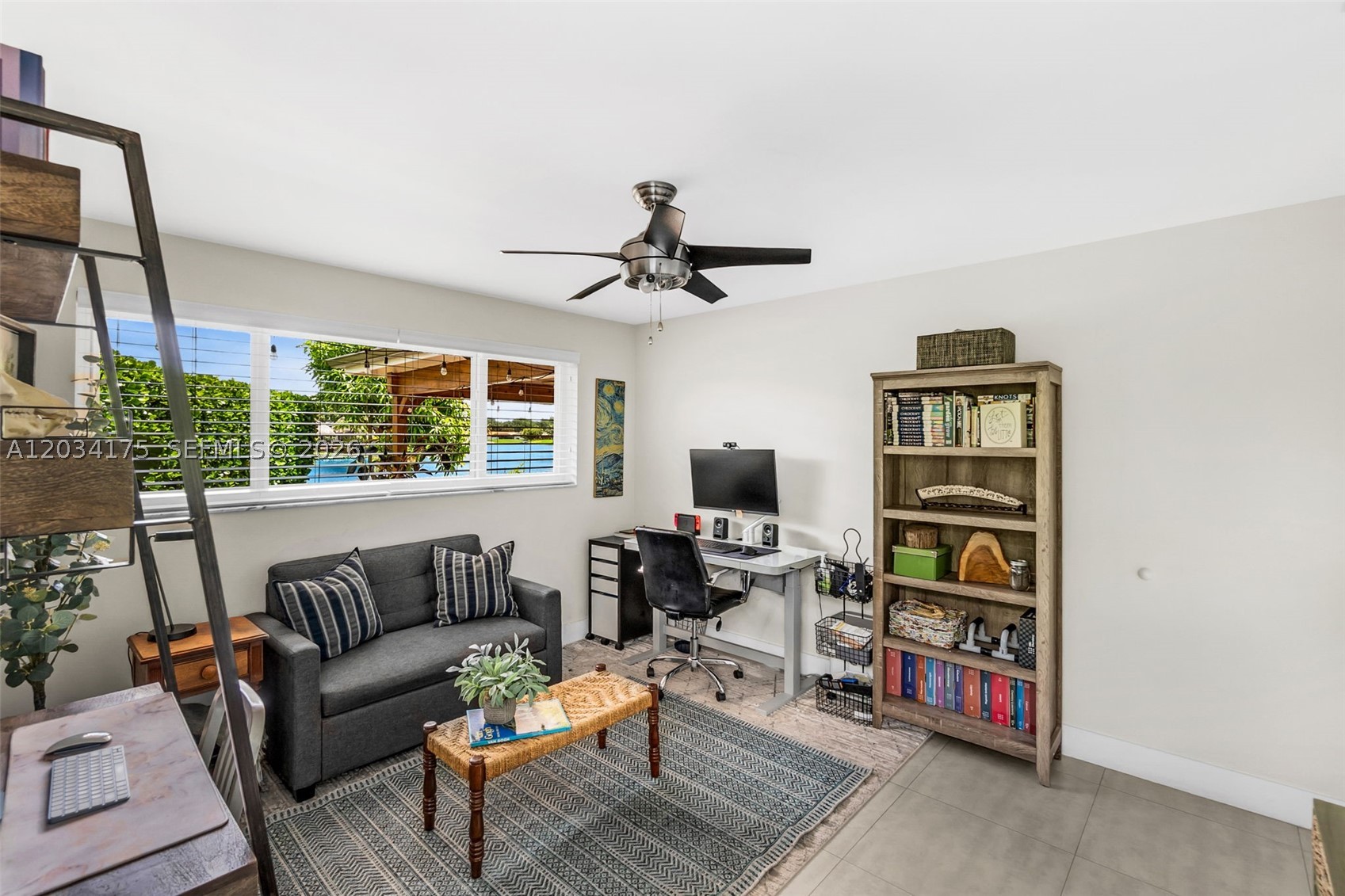 MIAMI LAKES-LAKE GLENN EL - Residential