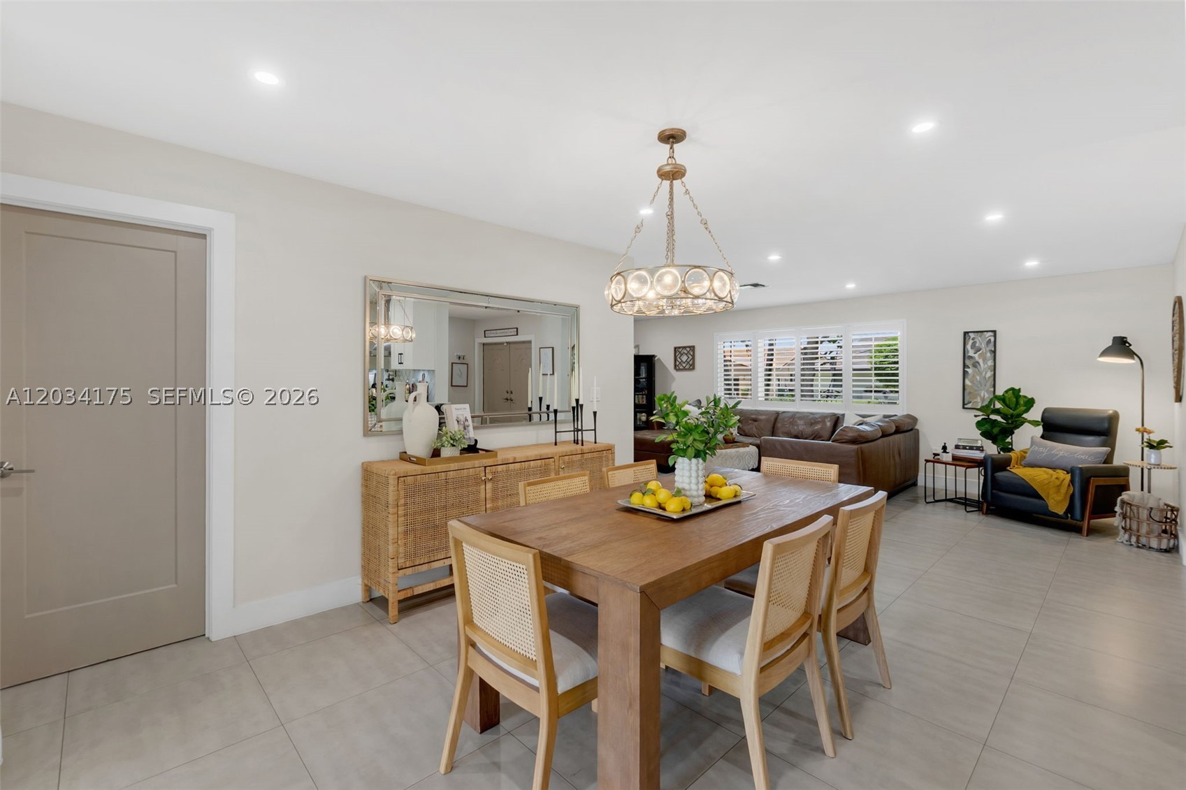MIAMI LAKES-LAKE GLENN EL - Residential