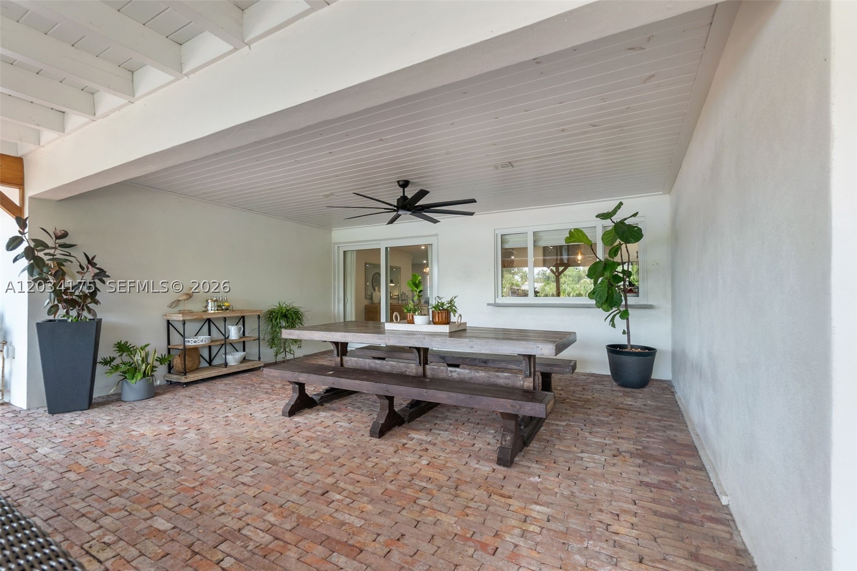 MIAMI LAKES-LAKE GLENN EL - Residential
