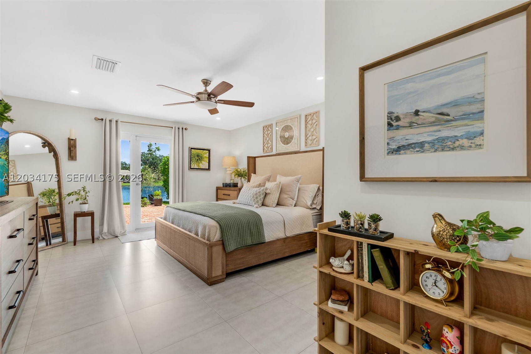MIAMI LAKES-LAKE GLENN EL - Residential