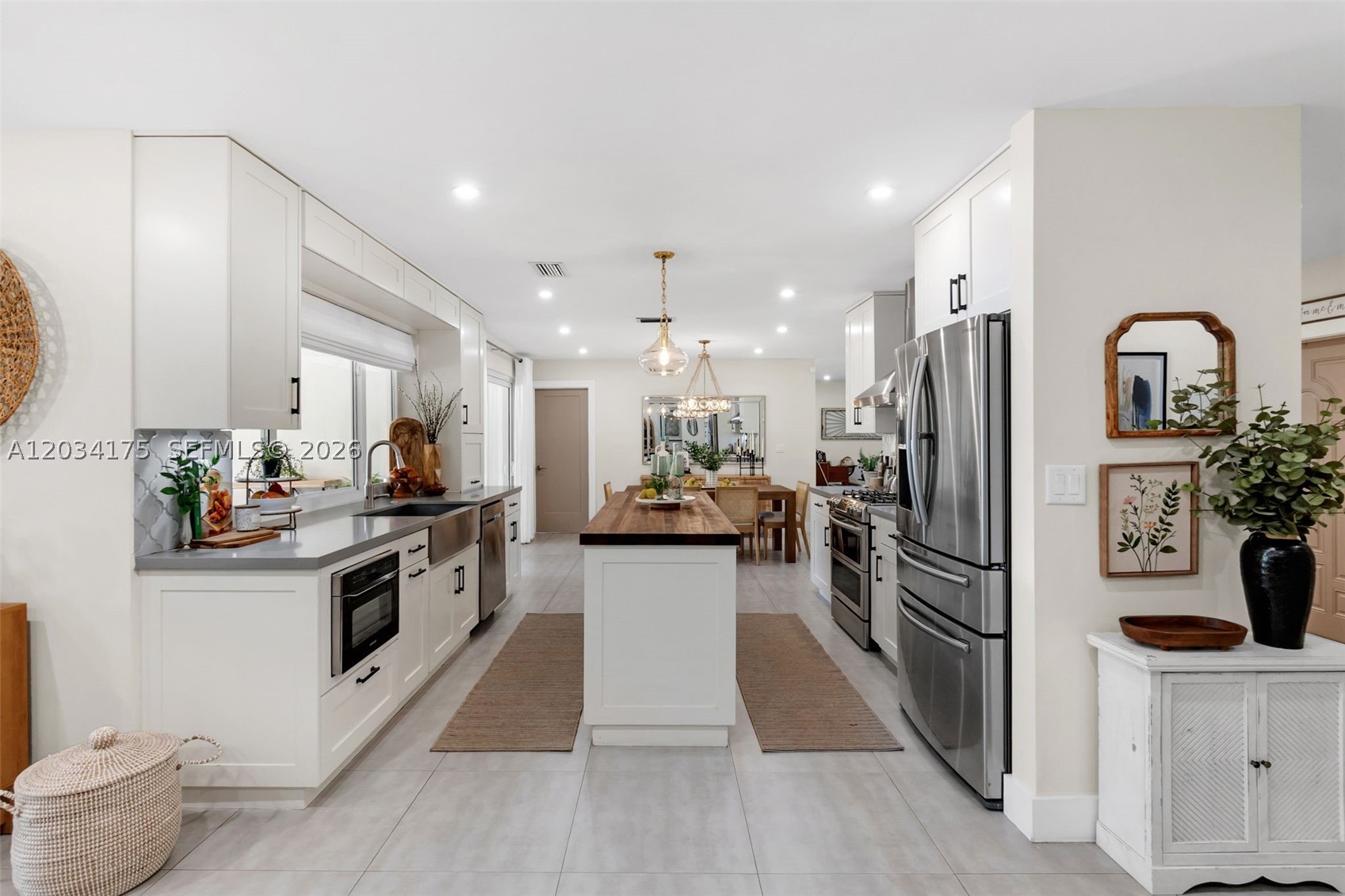 MIAMI LAKES-LAKE GLENN EL - Residential