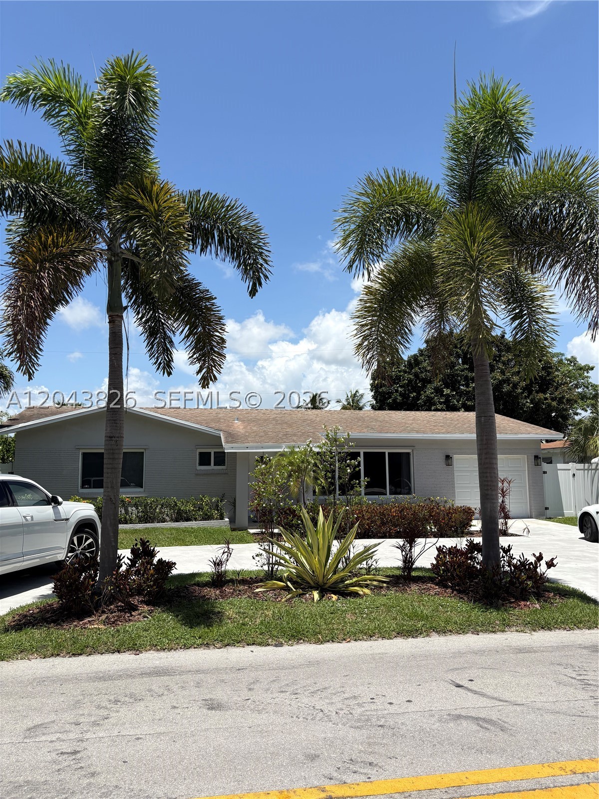 Beautiful contemporary updated rental home located in desirable east Oakland Park/Fort Lauderdale area; one mile from the beach and walking distance to Coral Ridge Mall. Rental Home includes hurricane impact windows, garage with circular driveway for ample parking. Large fenced back yard with patio area.  Convenient east location close to all the shopping, dining and night life that Fort Lauderdale has to offer! Easy to show with 24 hour notice; no dogs; cat ok.