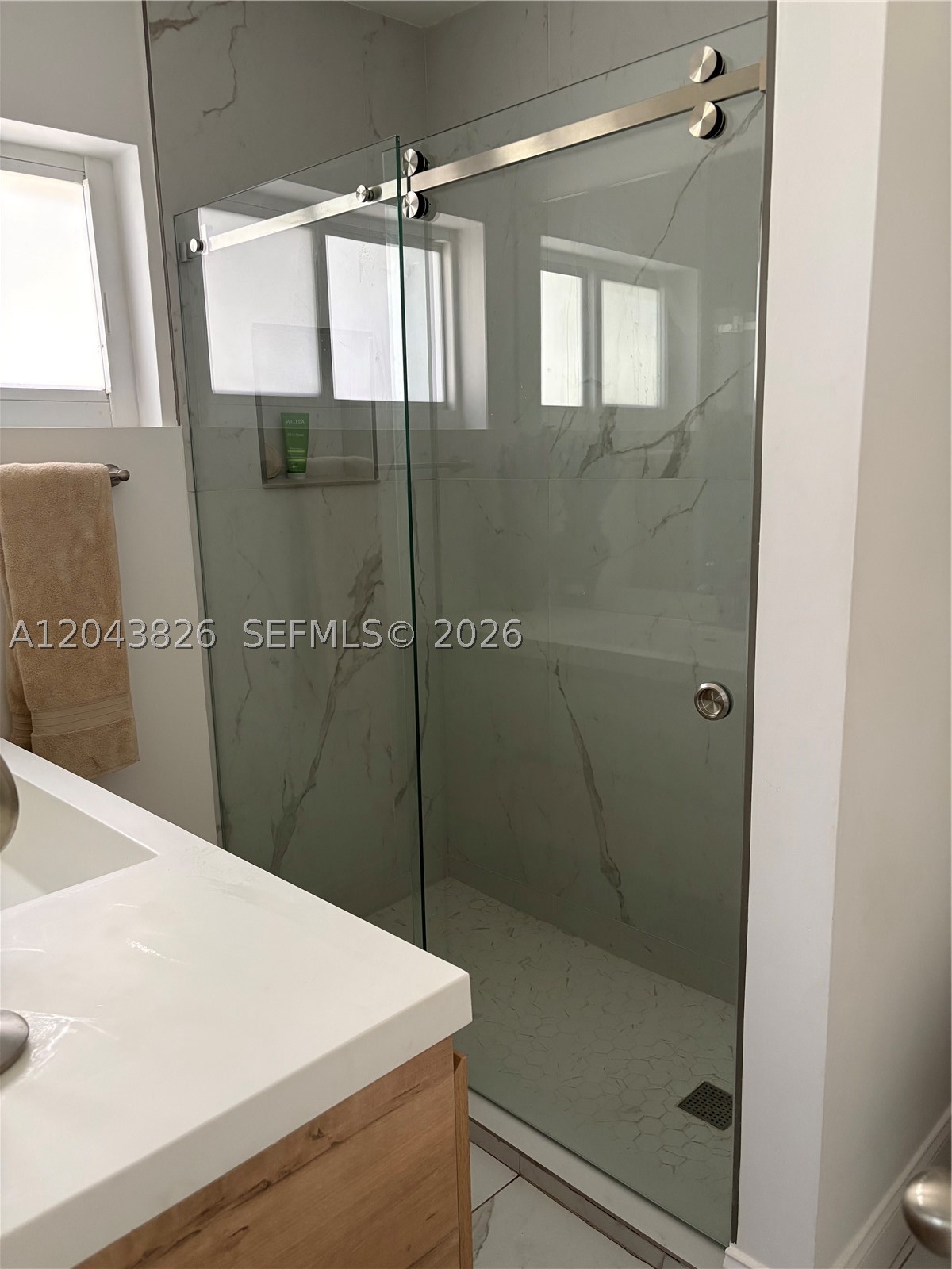 CORAL WOODS - Residential Lease