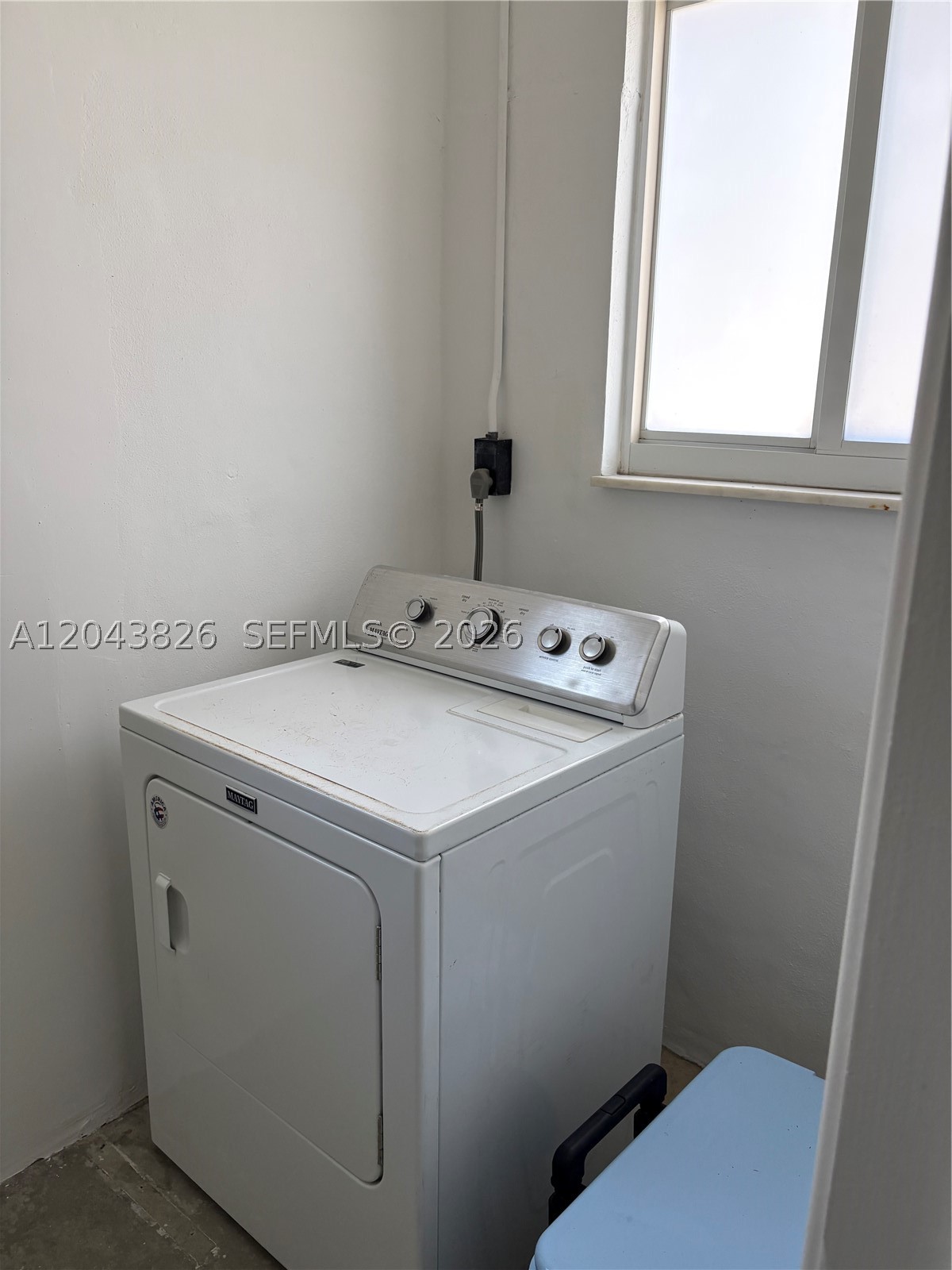CORAL WOODS - Residential Lease