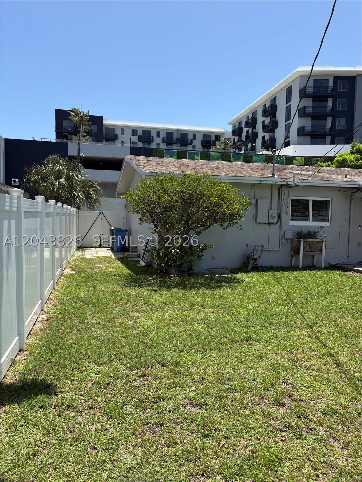 CORAL WOODS - Residential Lease