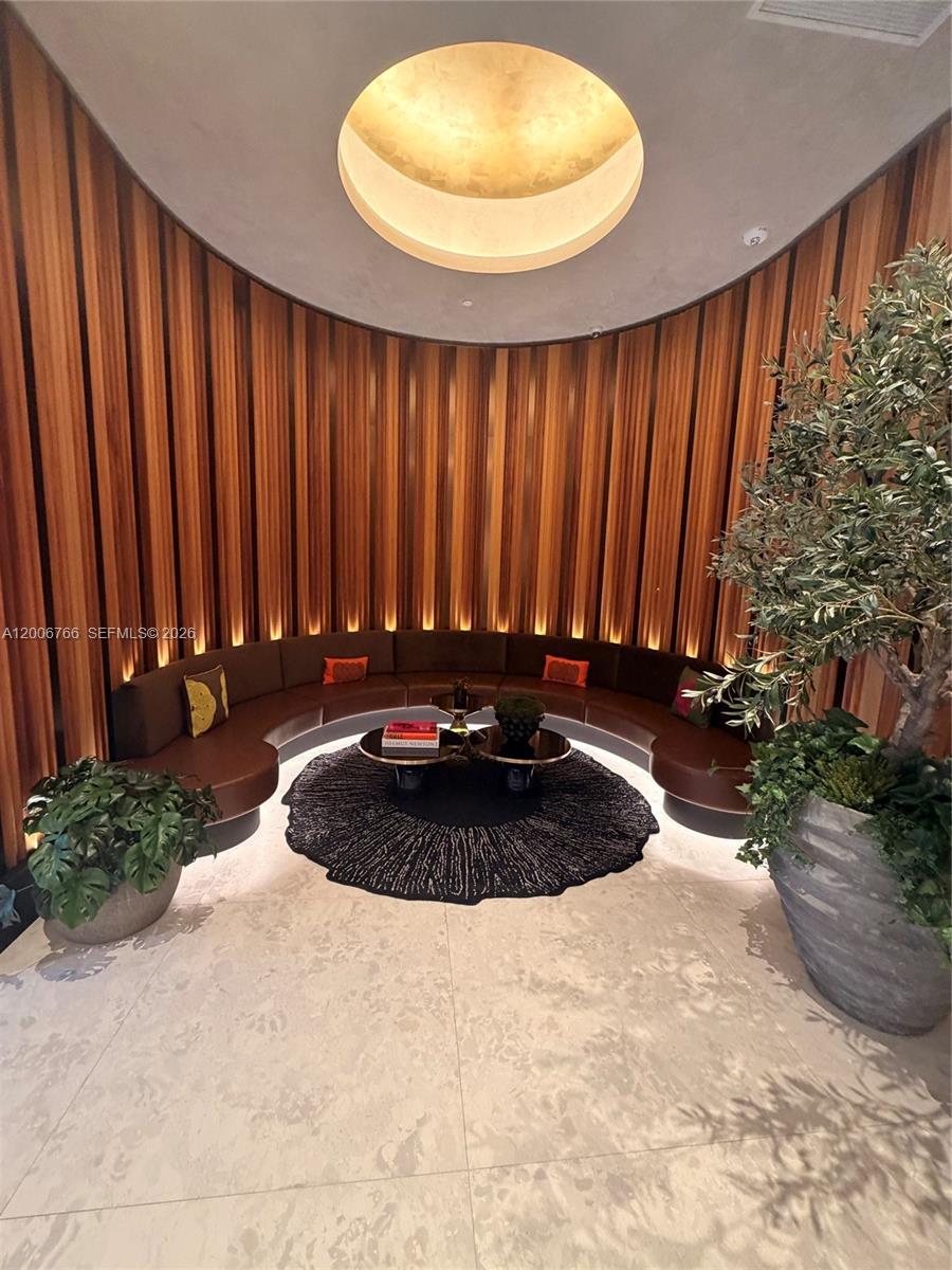 Eleven Hotal and Residence - Residential