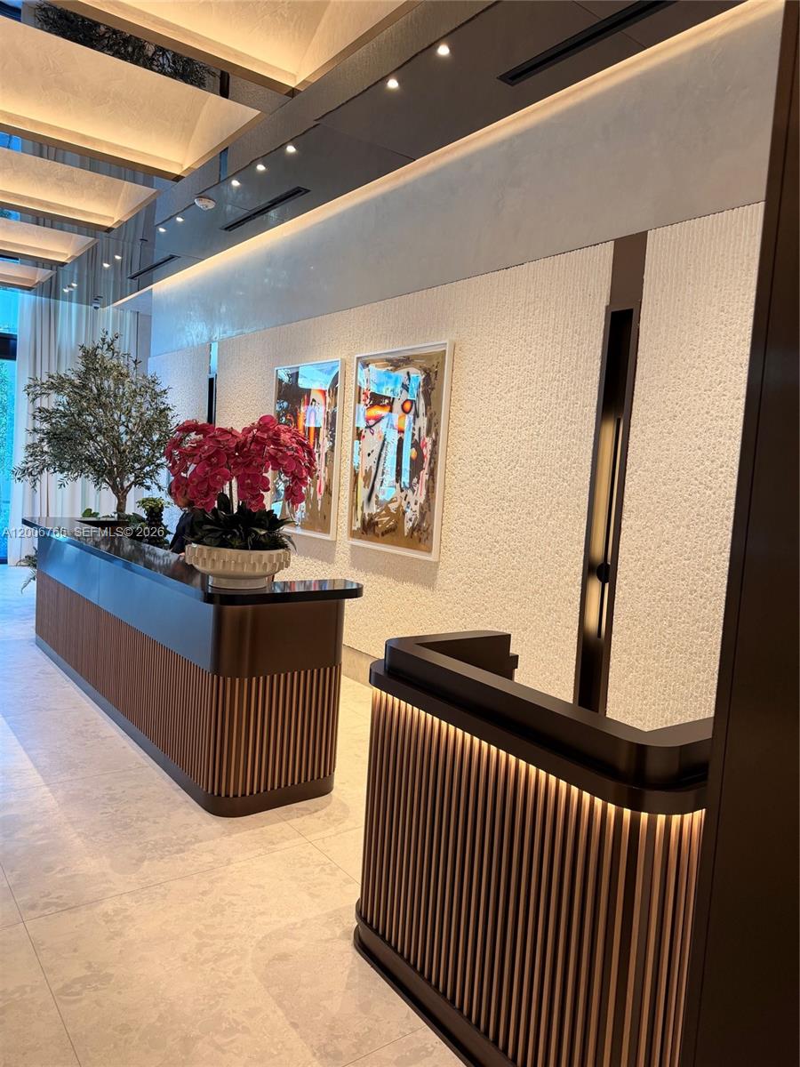 Eleven Hotal and Residence - Residential