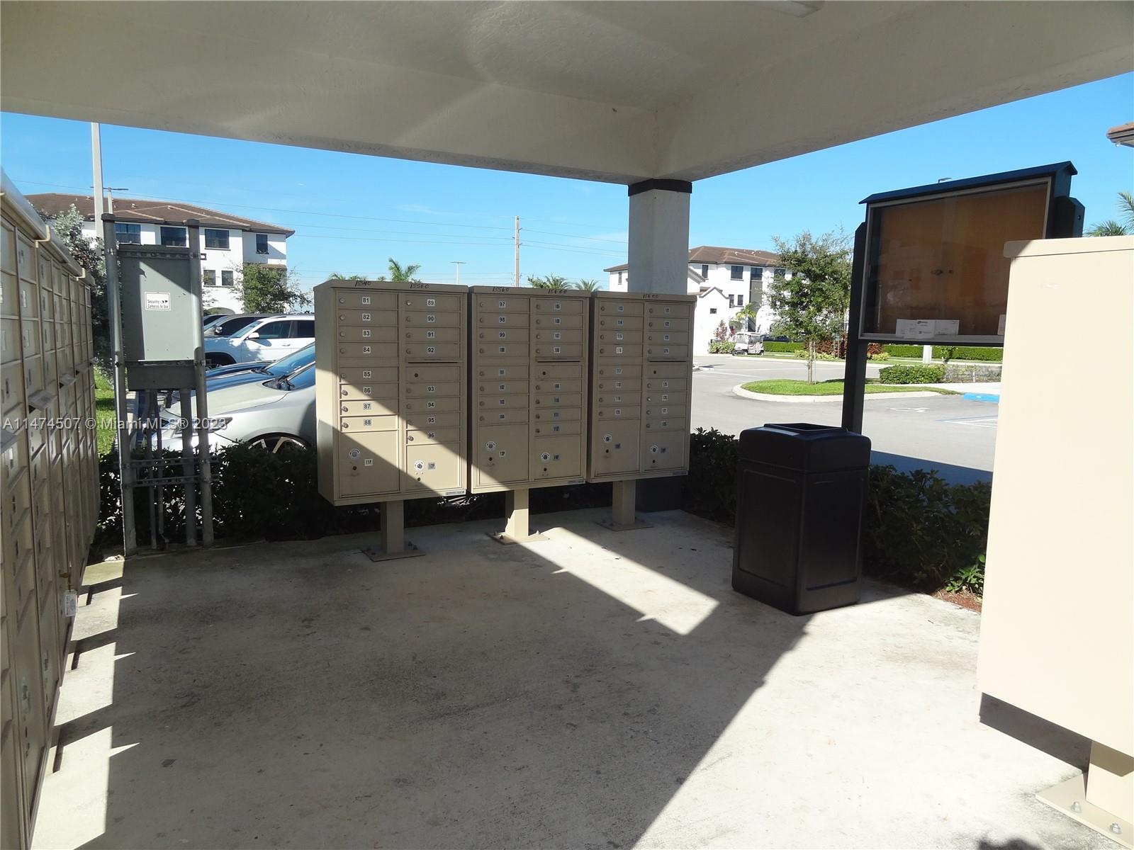 CENTURY PARK SOUTH - Residential Lease