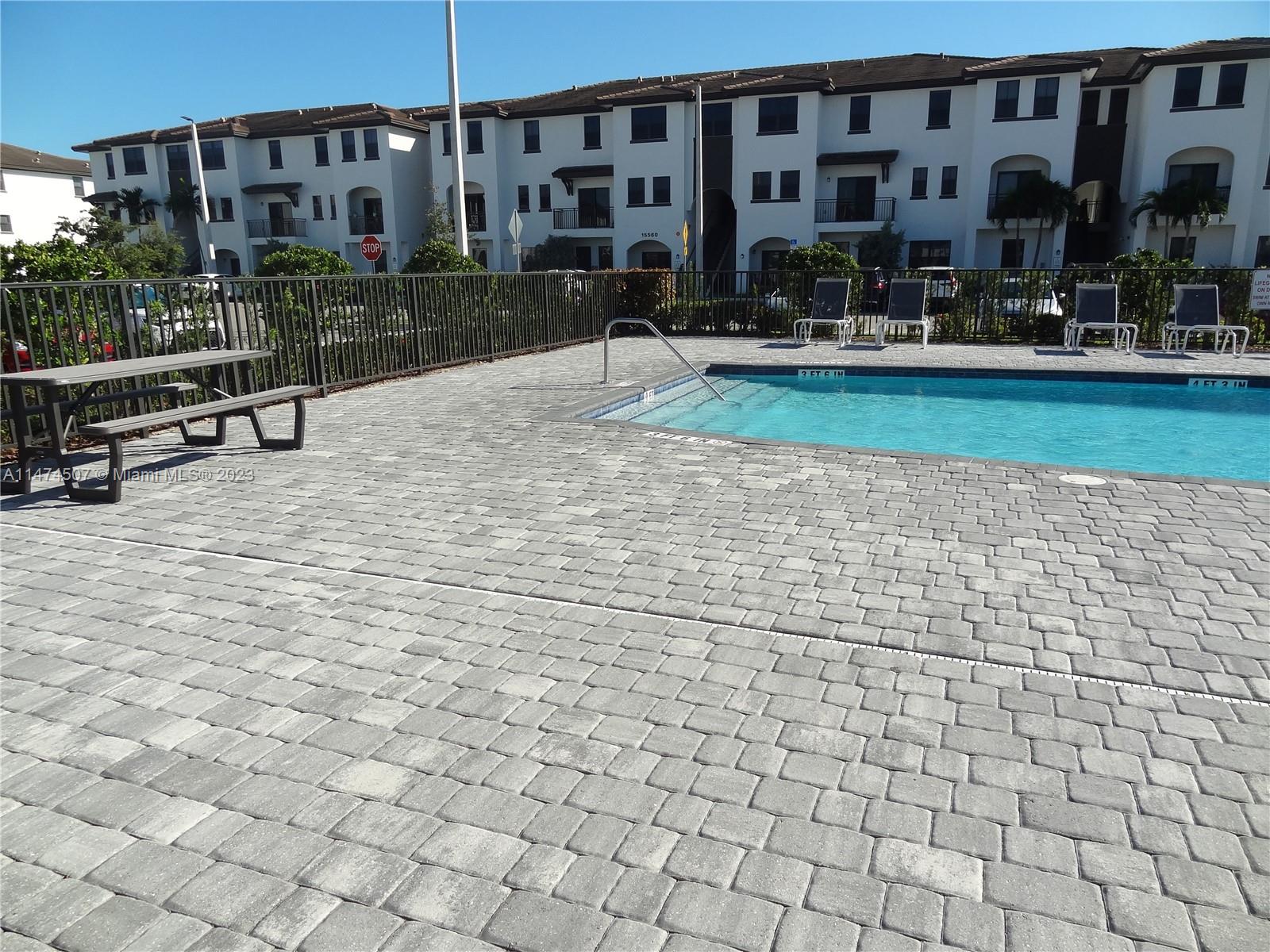 CENTURY PARK SOUTH - Residential Lease