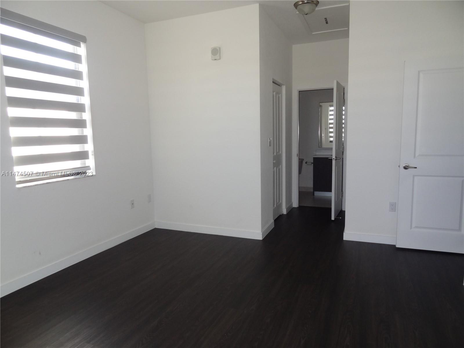 CENTURY PARK SOUTH - Residential Lease