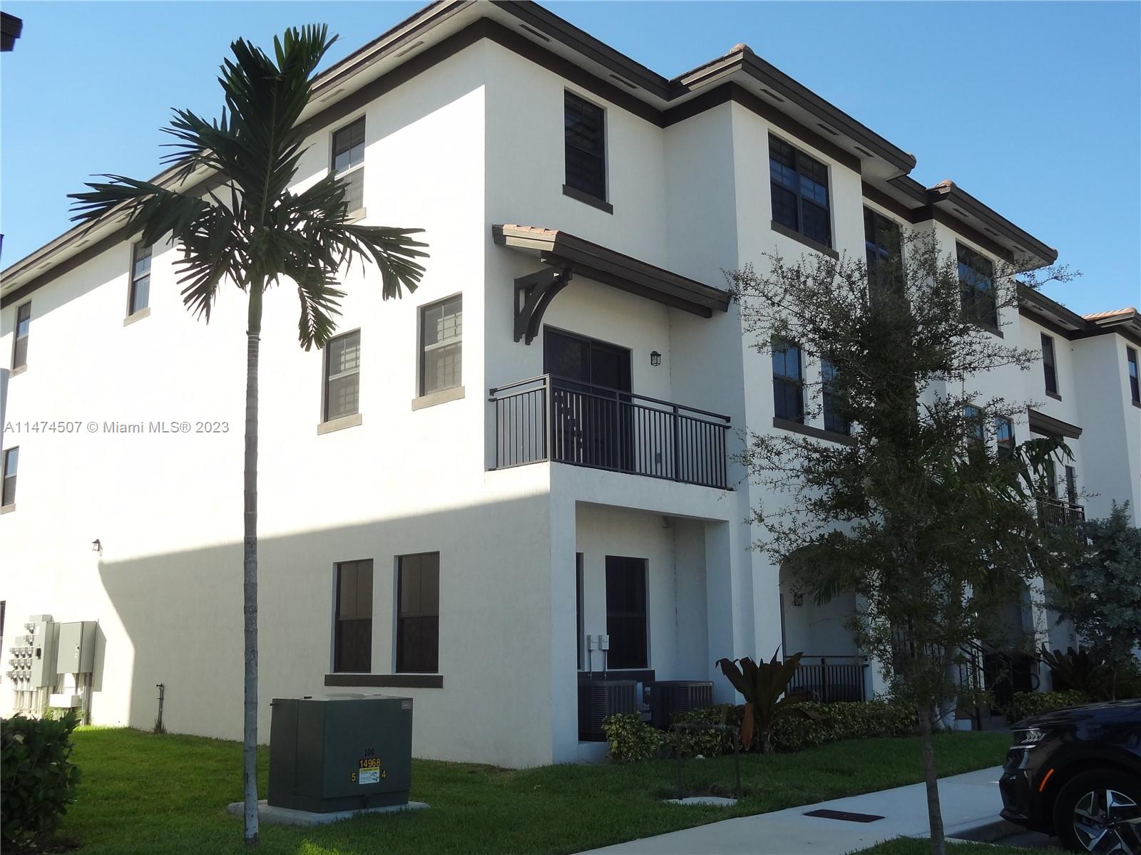 CENTURY PARK SOUTH - Residential Lease