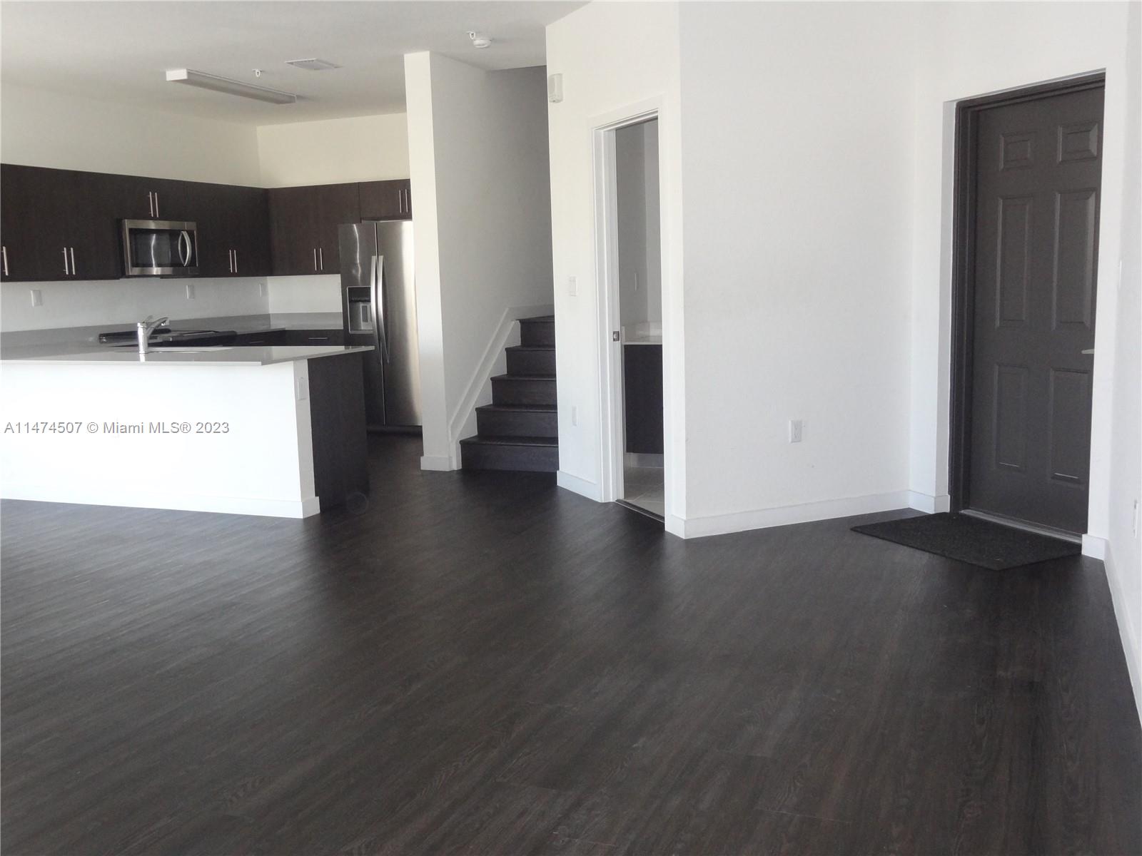 CENTURY PARK SOUTH - Residential Lease